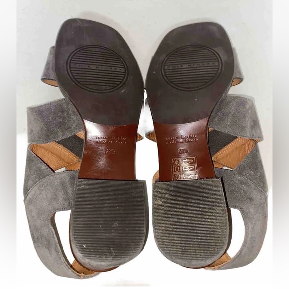 Chie Mihara 37.5 Grey Suede Chunky Heel Sandals - Picture 9 of 11